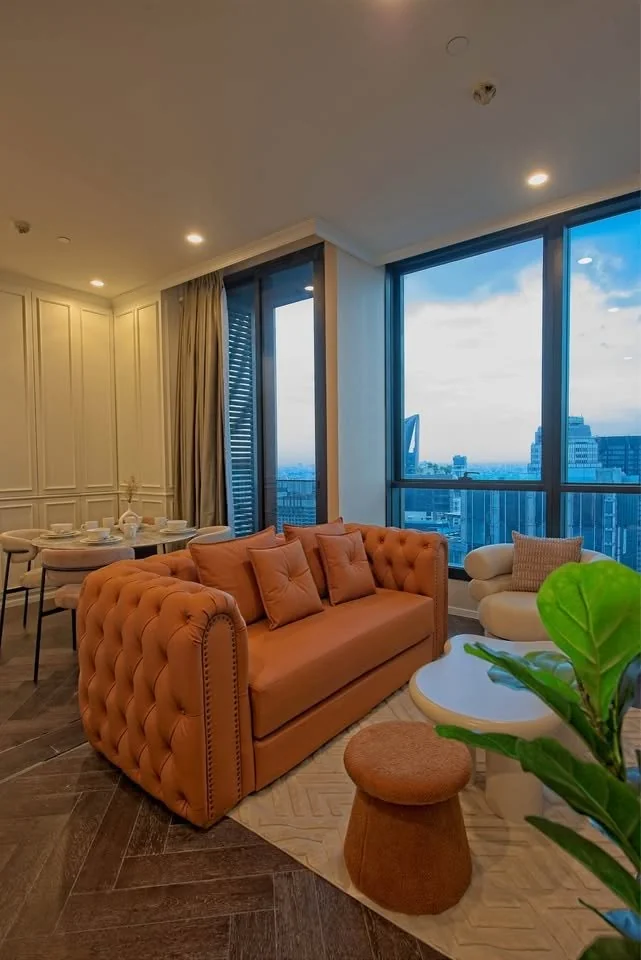 2 Bedroom condo in The Esse Sukhumvit 36