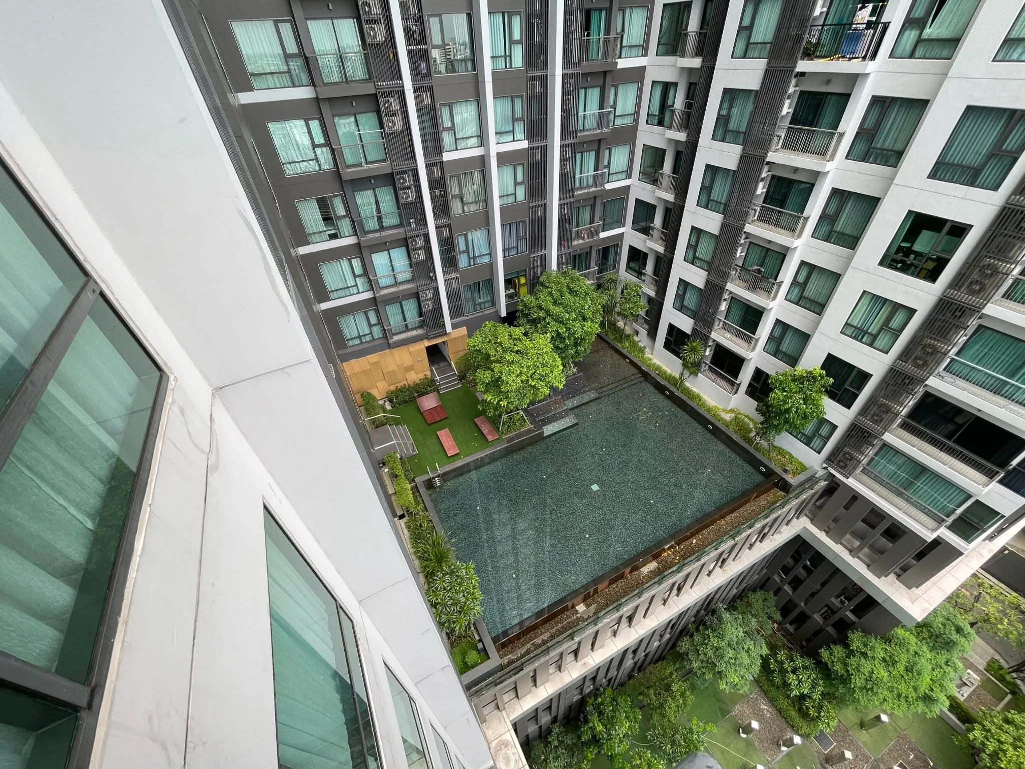2 Bedroom condo in Rhythm Sukhumvit 36-38