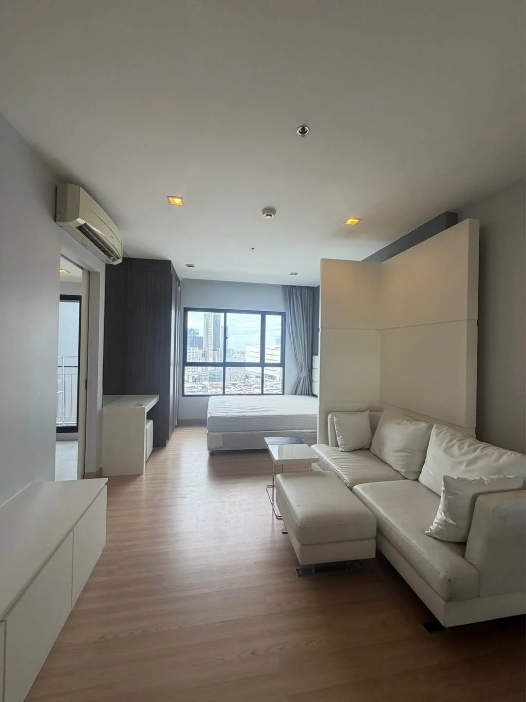 Studio condo in Urbano Absolute Sathon-Taksin