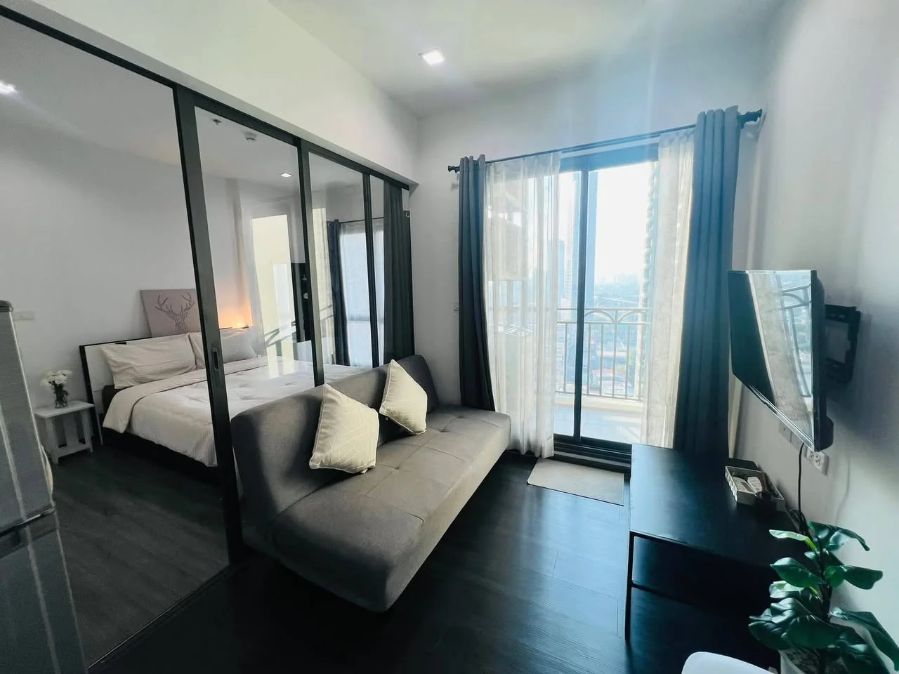 1 Bedroom condo in The Rich Sathorn-Taksin