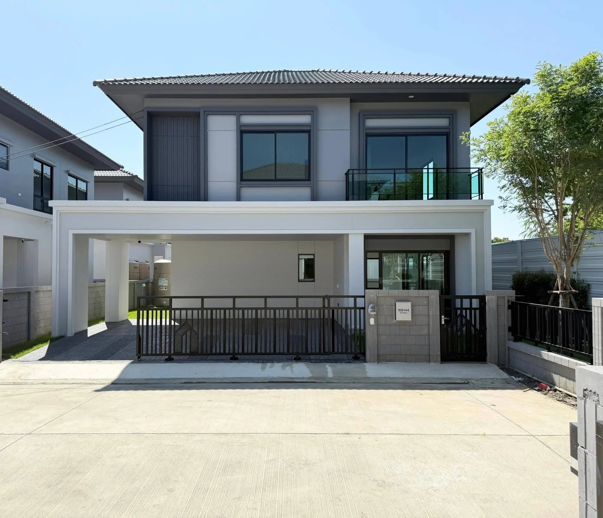 4 Bedroom condo in Britania Bangna-Srivaree