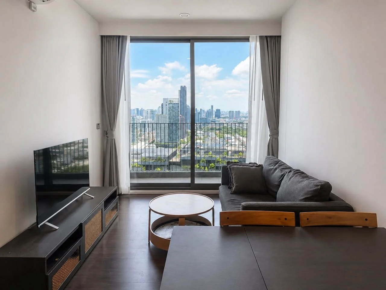 2 Bedroom condo in Whizdom Inspire Sukhumvit