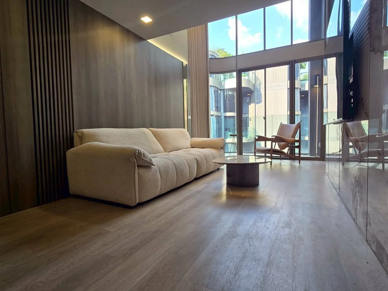 3 Bedroom condo in ASHTON Residence 41