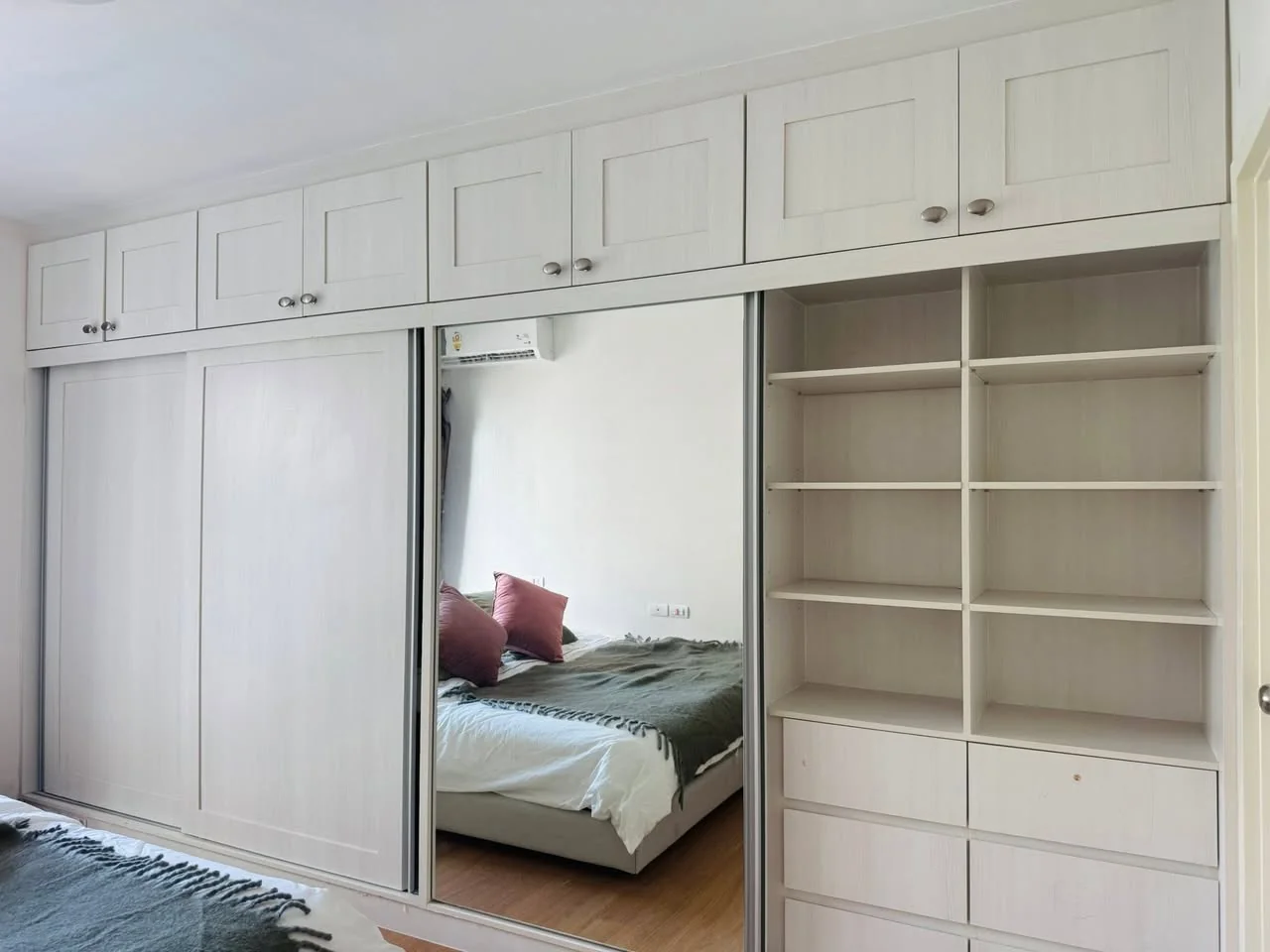 2 Bedroom condo in Supalai City Resort Bearing Station
