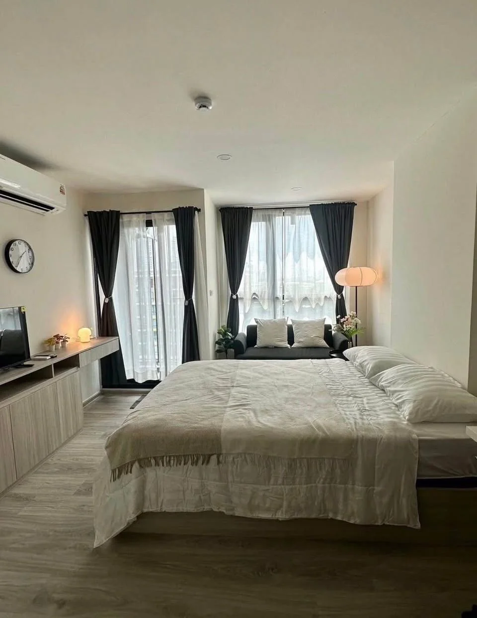 Studio condo in Origin Play Sri Udom Station