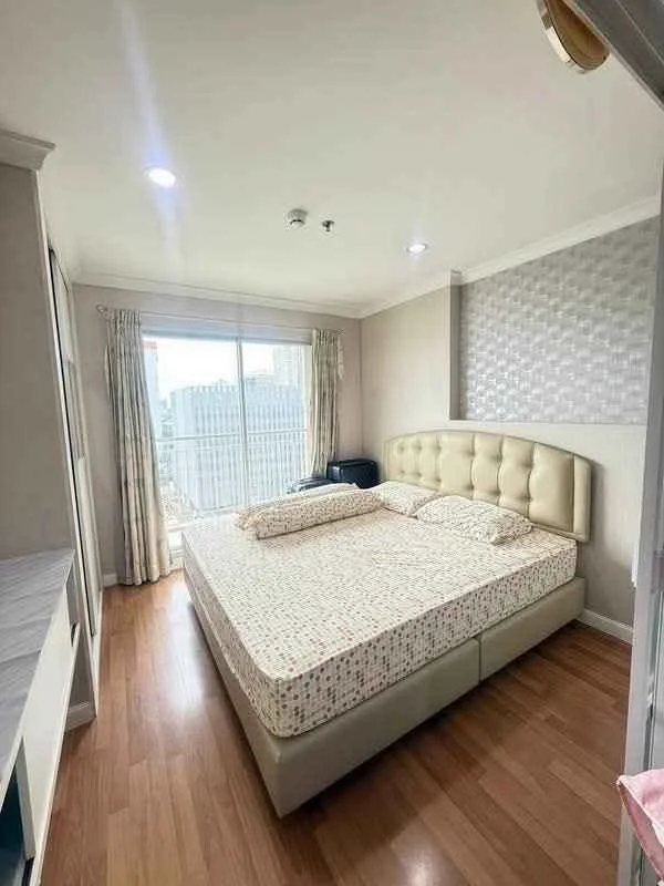 1 Bedroom condo in Lumpini Place Rama 9-Ratchada