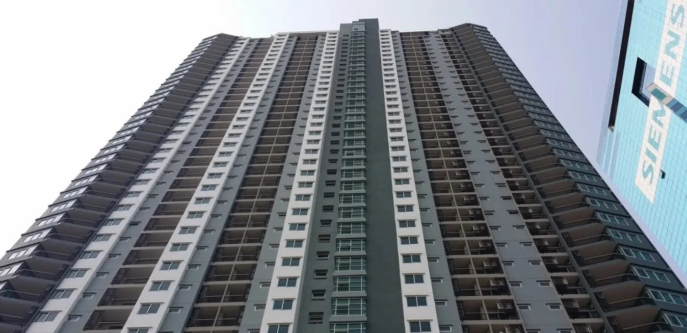 2 Bedroom condo in Supalai Park Ekkamai-Thonglor