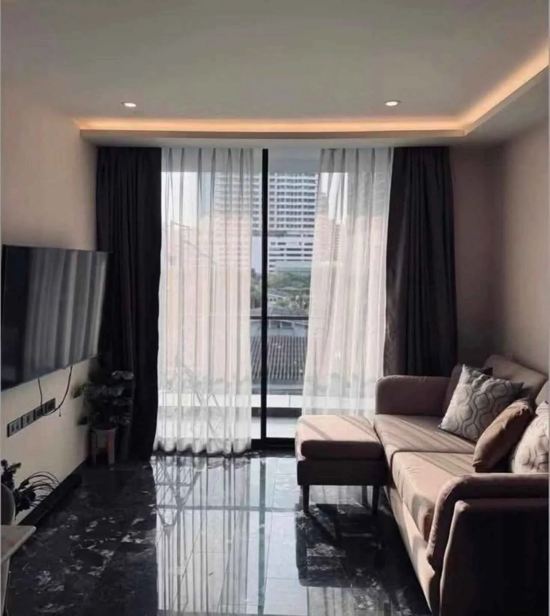1 Bedroom condo in 168 Sukhumvit 36