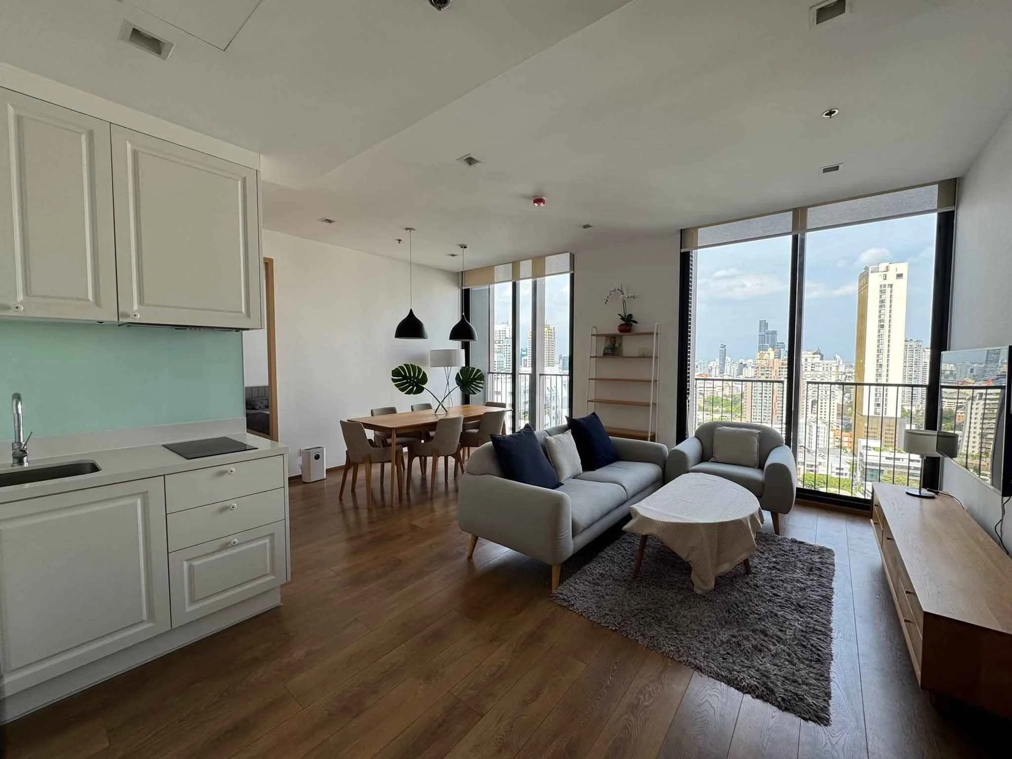 2 Bedroom condo in Noble BE33