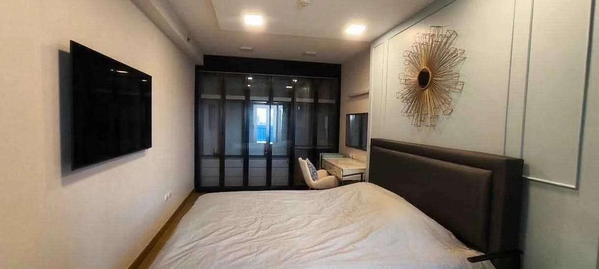 1 Bedroom condo in Supalai Park Ekkamai-Thonglor