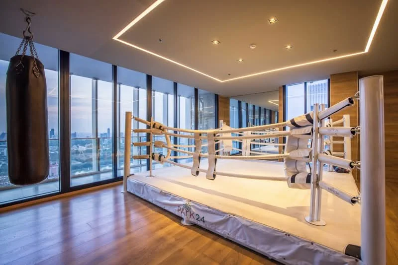 2 Bedroom condo in Park Origin Phrom Phong (Park 24)
