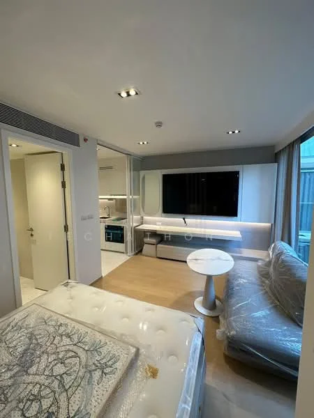1 Bedroom condo in SCOPE Promsri