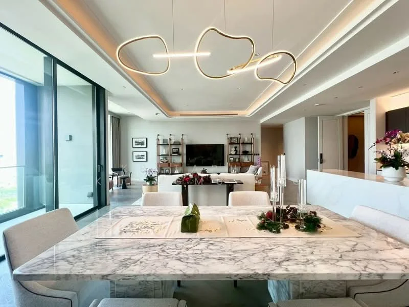 3 Bedroom condo in ONE89 Wireless