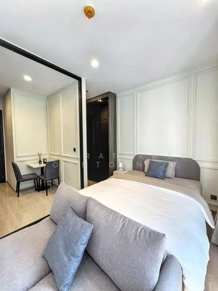 1 Bedroom condo in Noble Around Ari