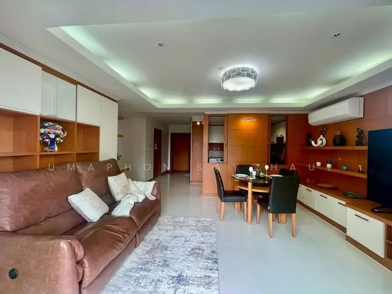 2 Bedroom condo in Sathorn Gardens