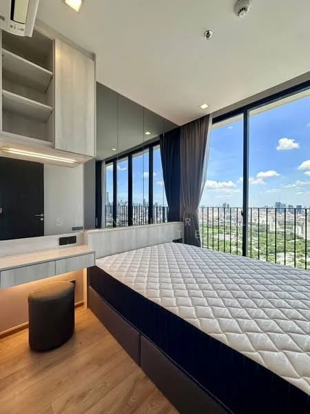 2 Bedroom condo in Noble Around Ari