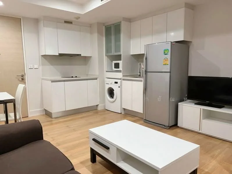 1 Bedroom condo in Collezio Sathorn-Pipat