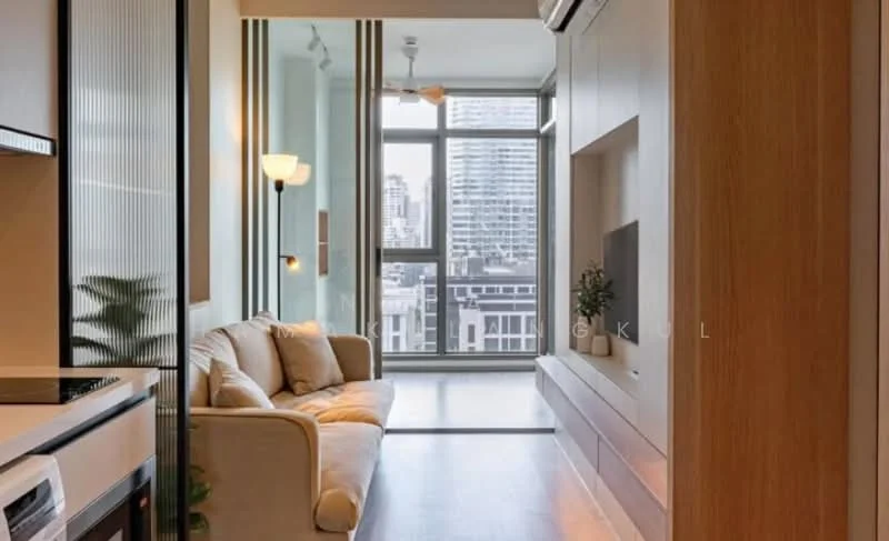 1 Bedroom condo in Rhythm Ekkamai Estate