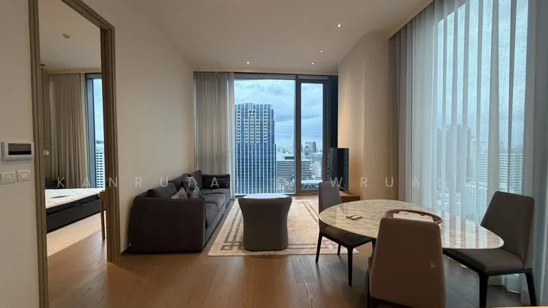 1 Bedroom condo in Scope Langsuan