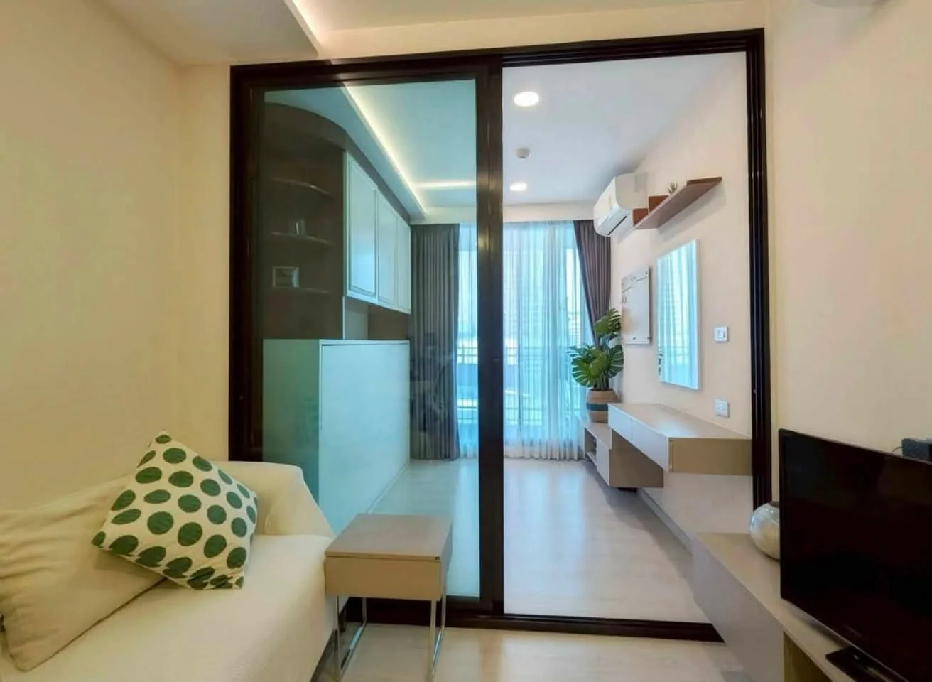 2 Bedroom condo in Vtara Sukhumvit 36