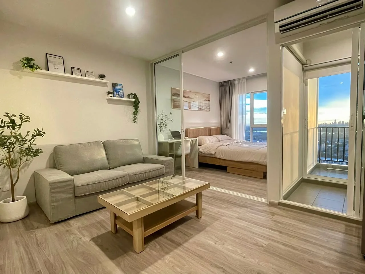 1 Bedroom condo in Regent Home Bangna