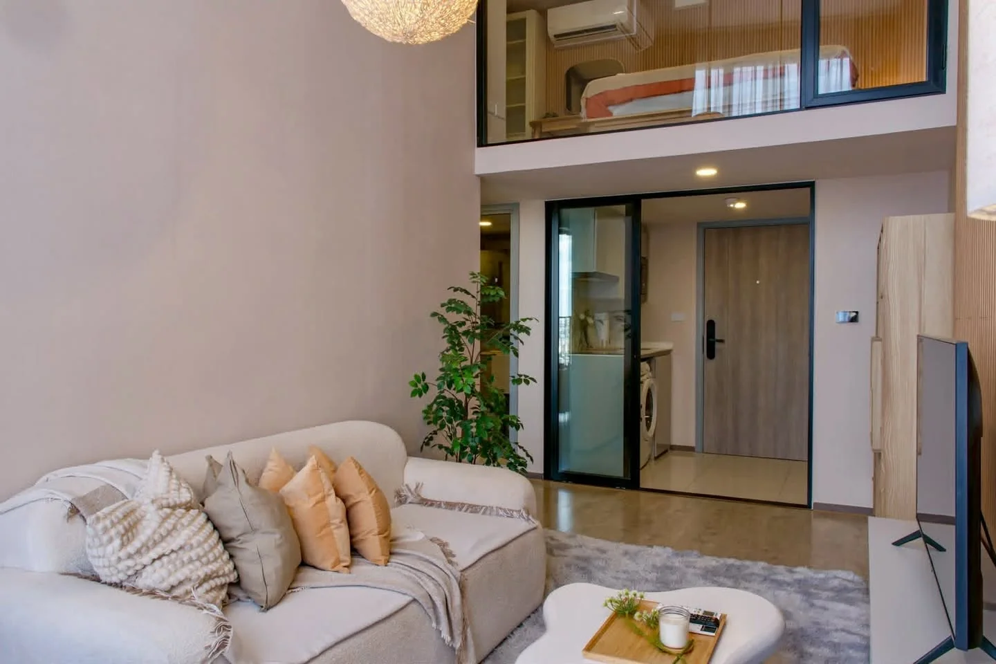 2 Bedroom condo in SOHO Bangkok Ratchada