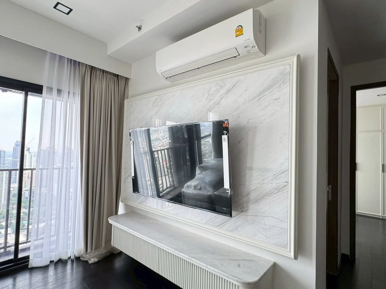 1 Bedroom condo in Park Origin Thonglor
