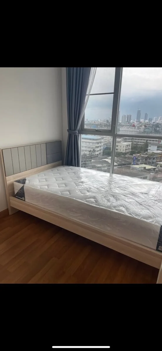 2 Bedroom condo in Lumpini Place Rama 8