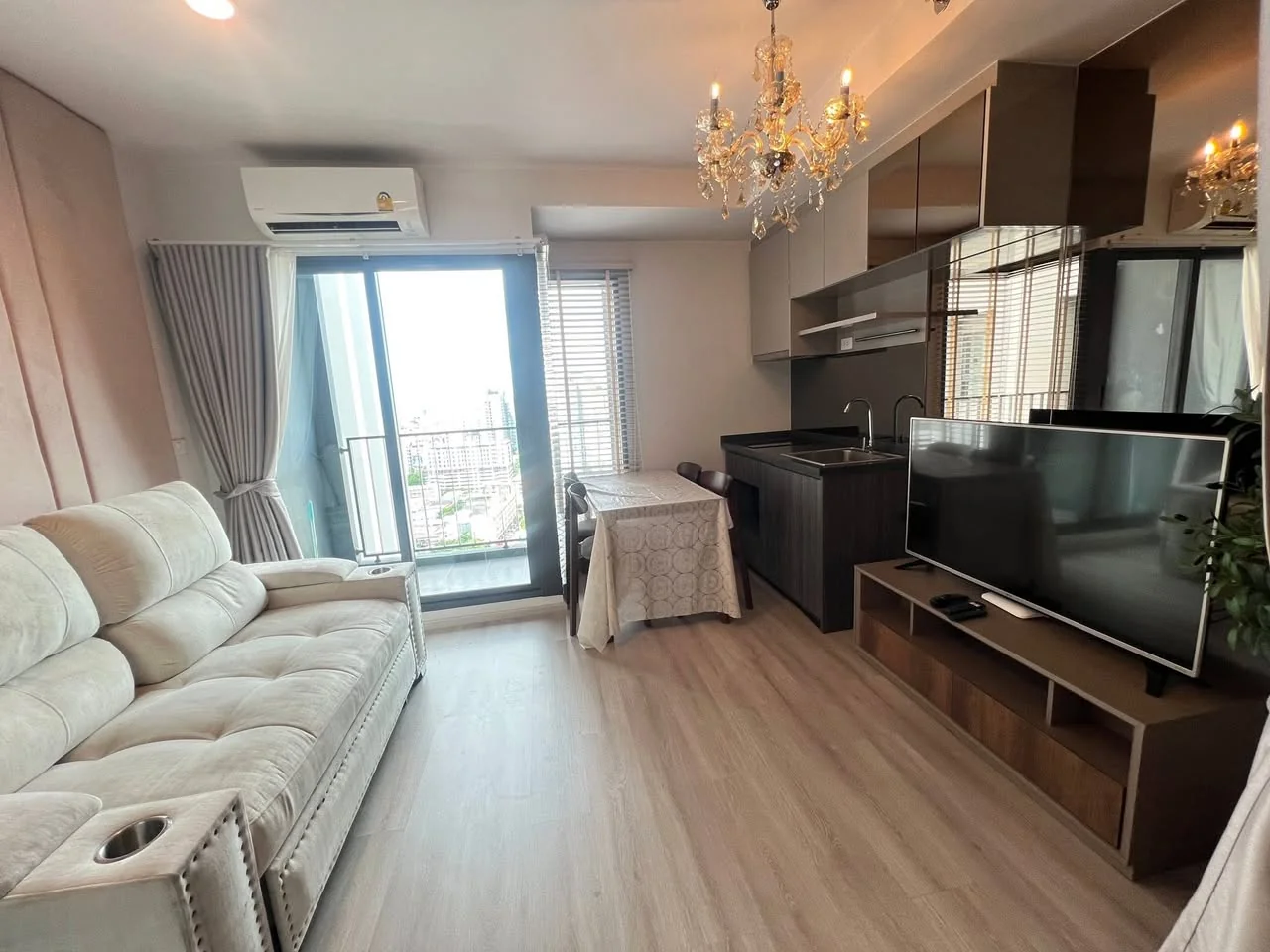 1 Bedroom condo in The Line Vibe