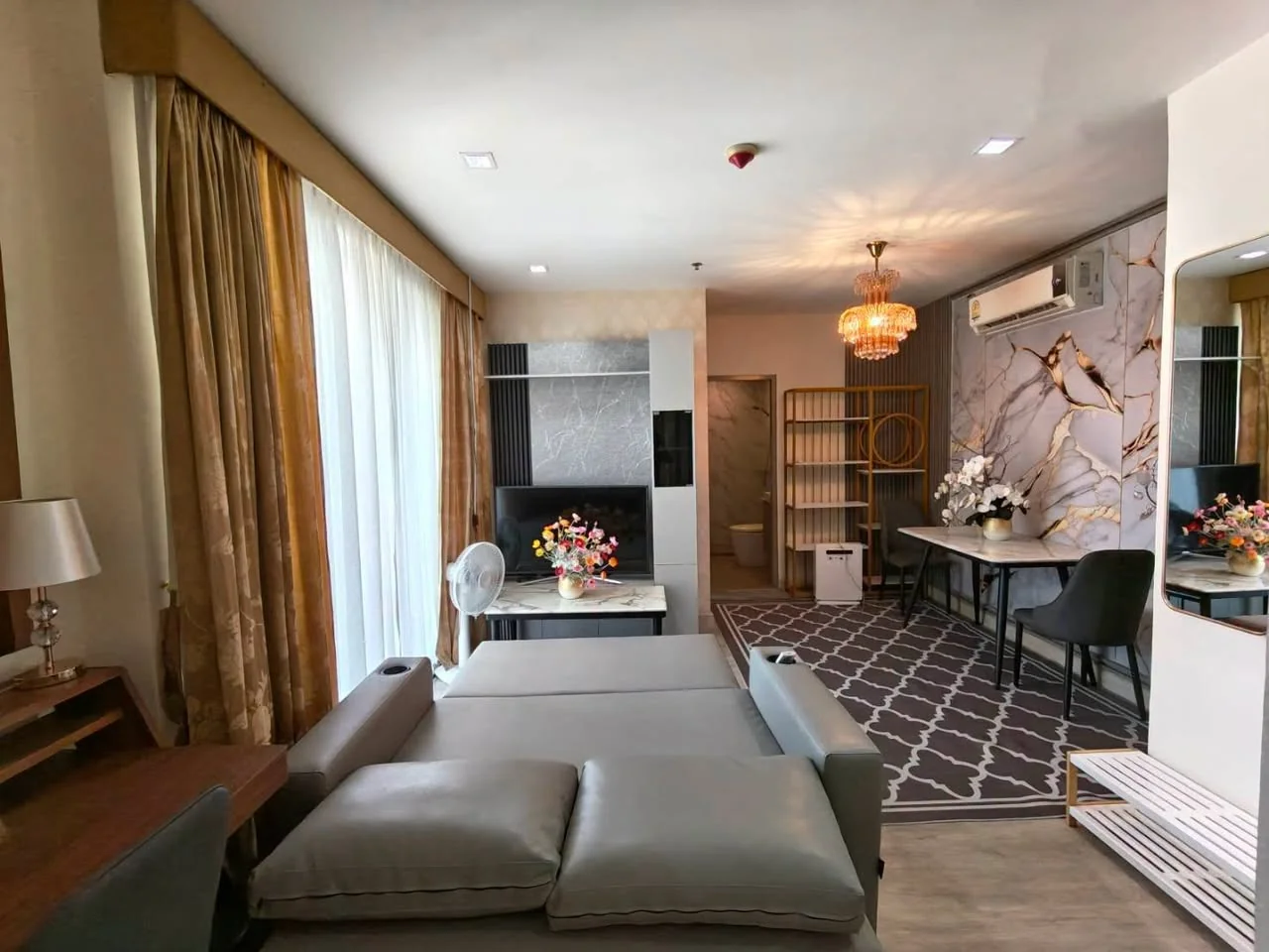 2 Bedroom condo in IDEO MOBI Rama 9