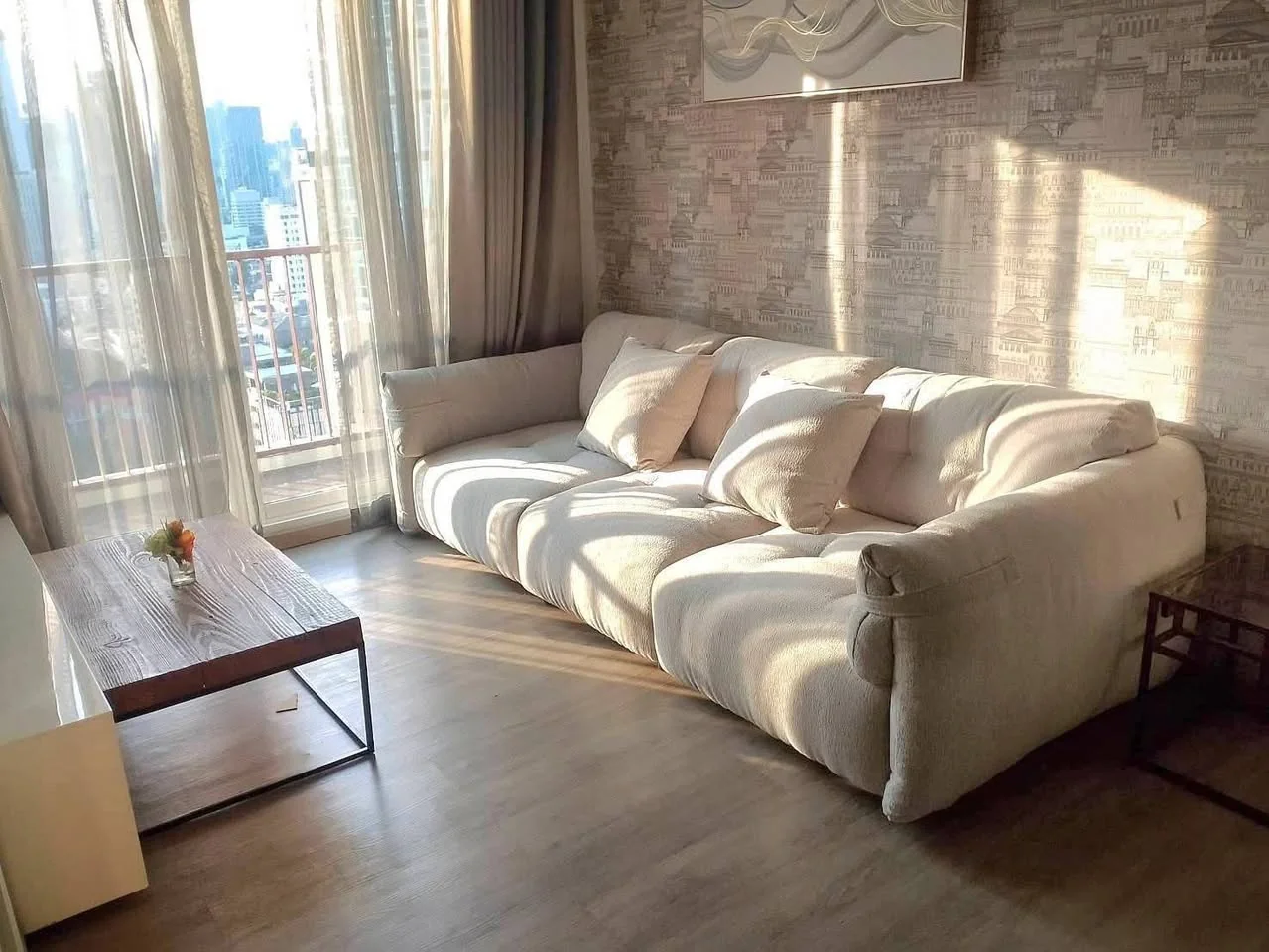 1 Bedroom condo in 15 Sukhumvit Residences