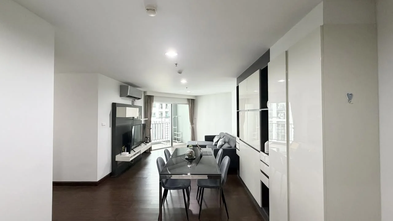 2 Bedroom condo in Belle Grand Rama 9