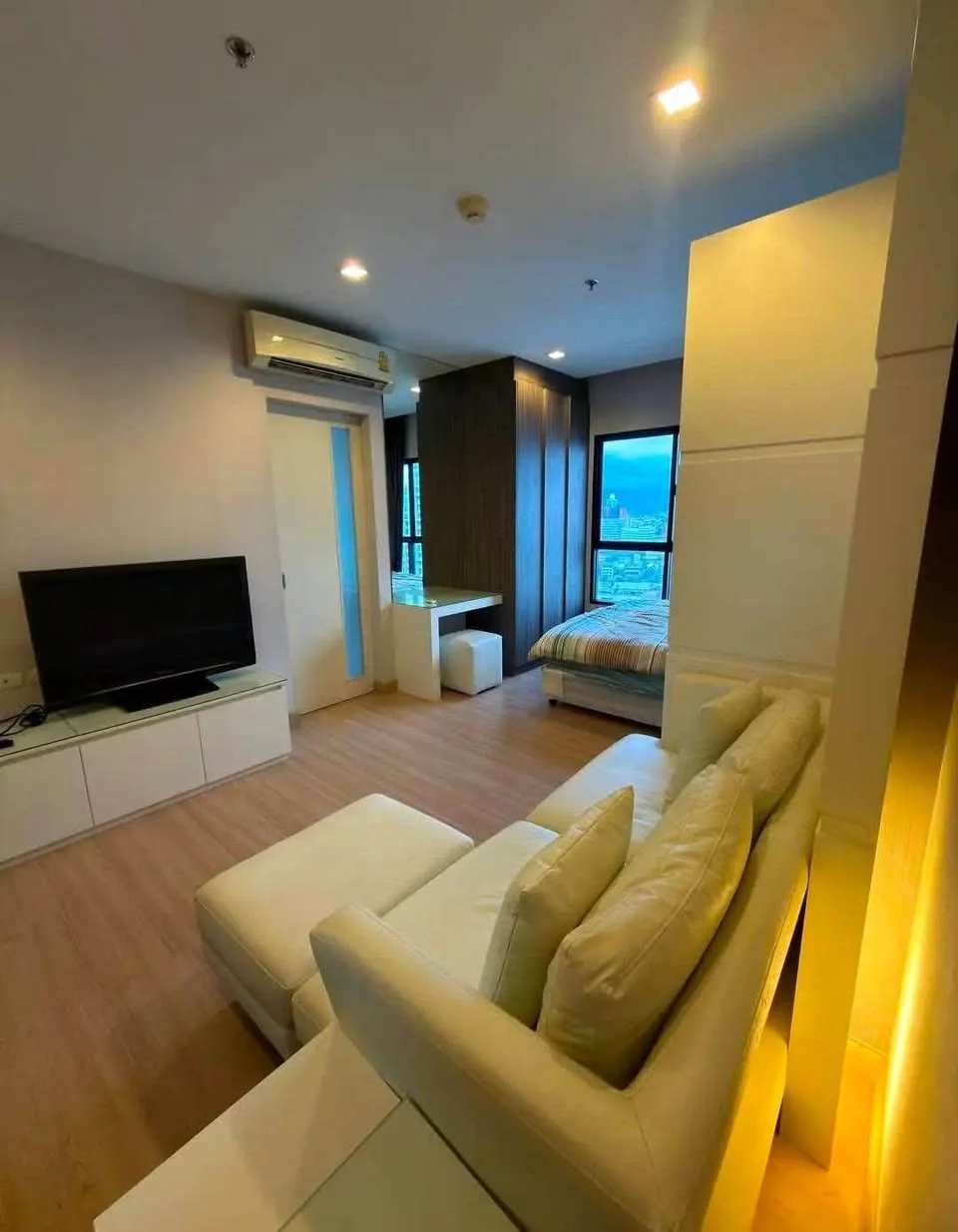 1 Bedroom condo in Urbano Absolute Sathon-Taksin