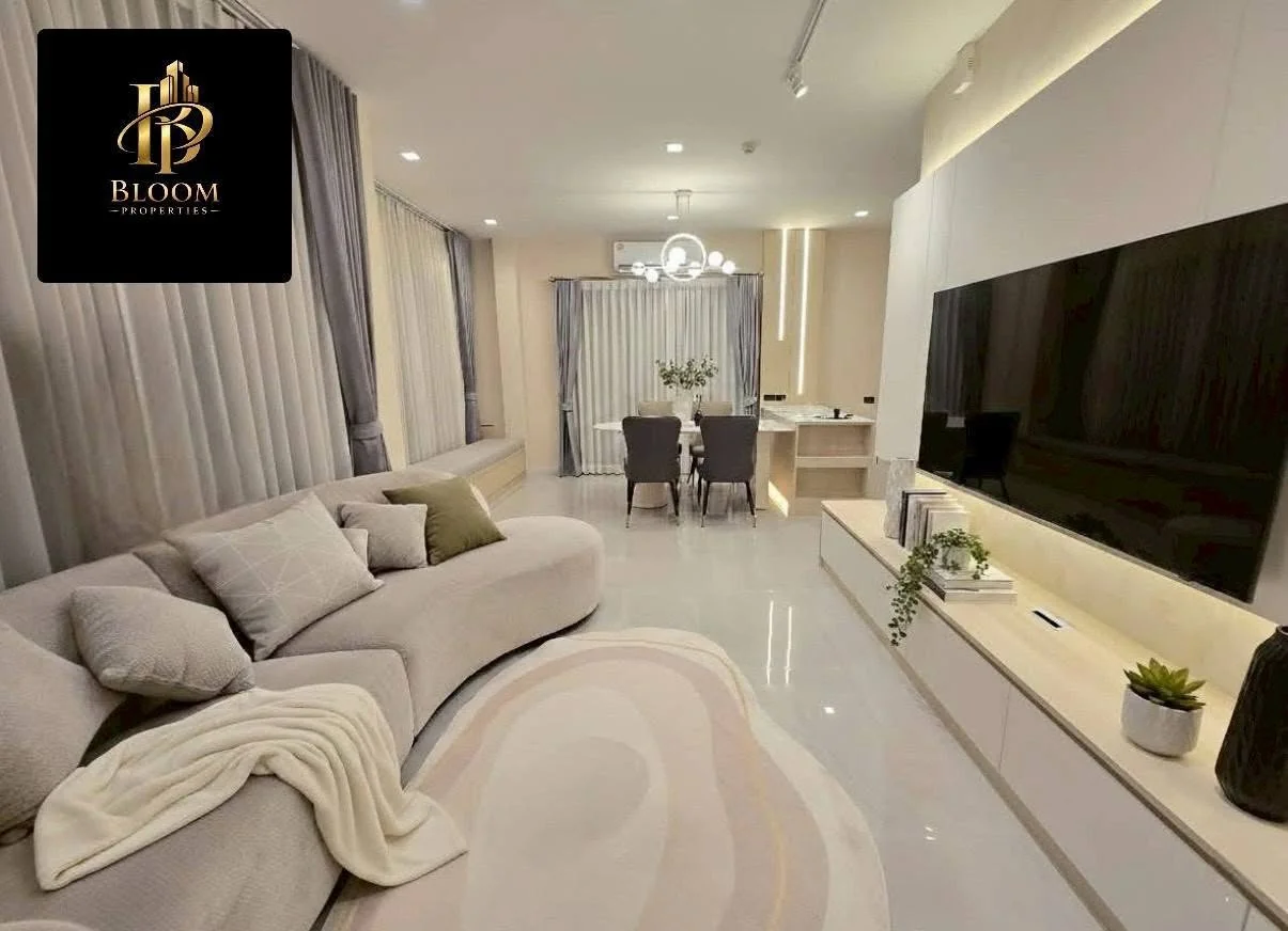 4 Bedroom condo in Bangkok Boulevard Bangna KM.5