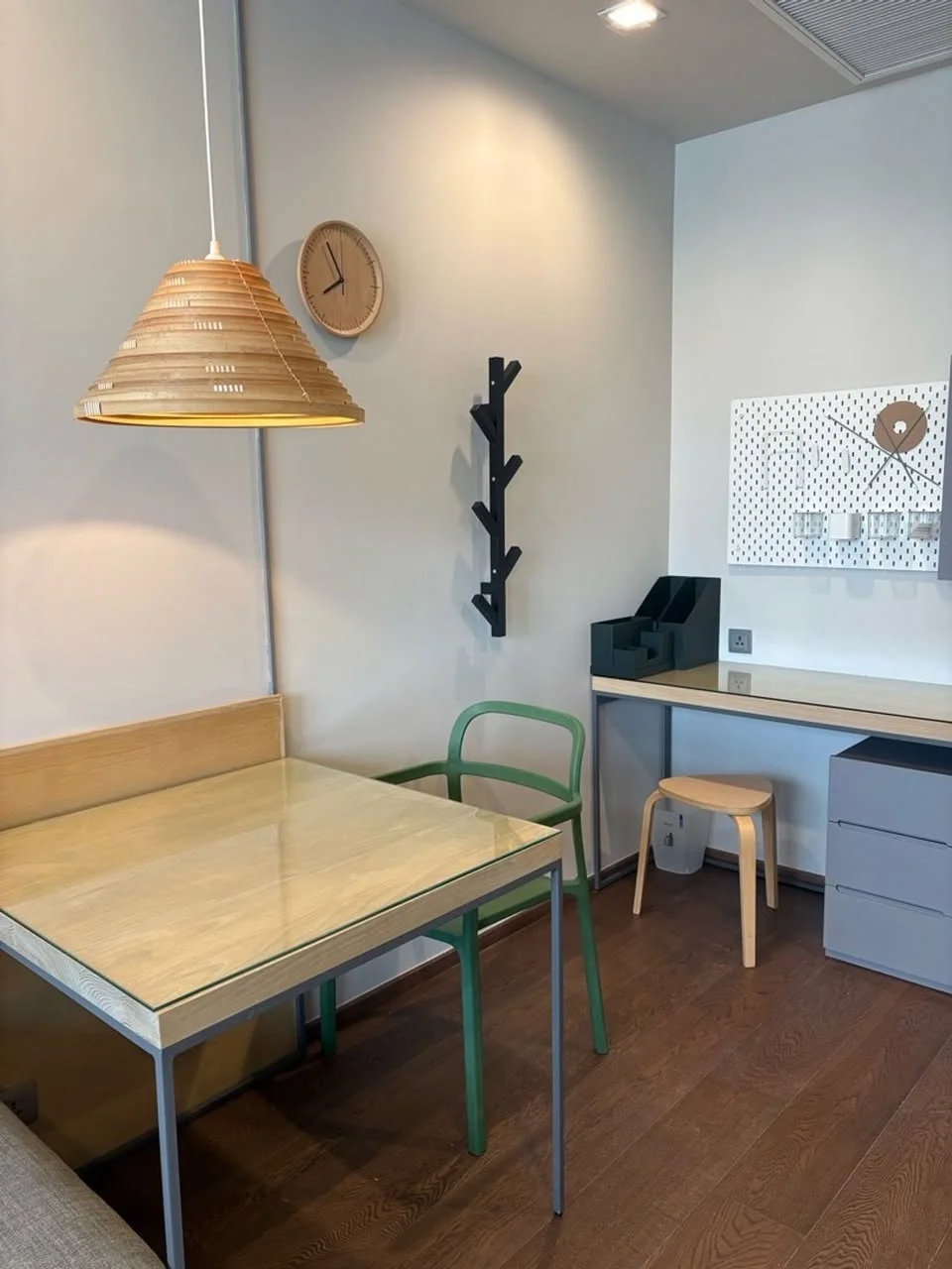 Studio condo in IDEO Q Victory