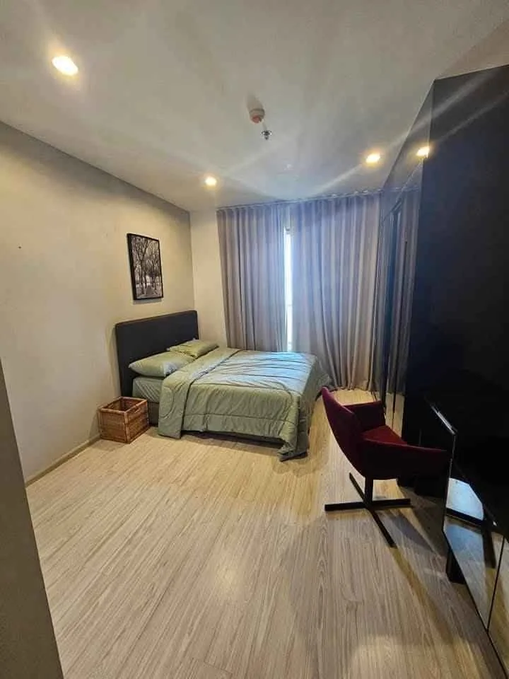 Studio condo in IDEO MOBI Sukhumvit Eastgate