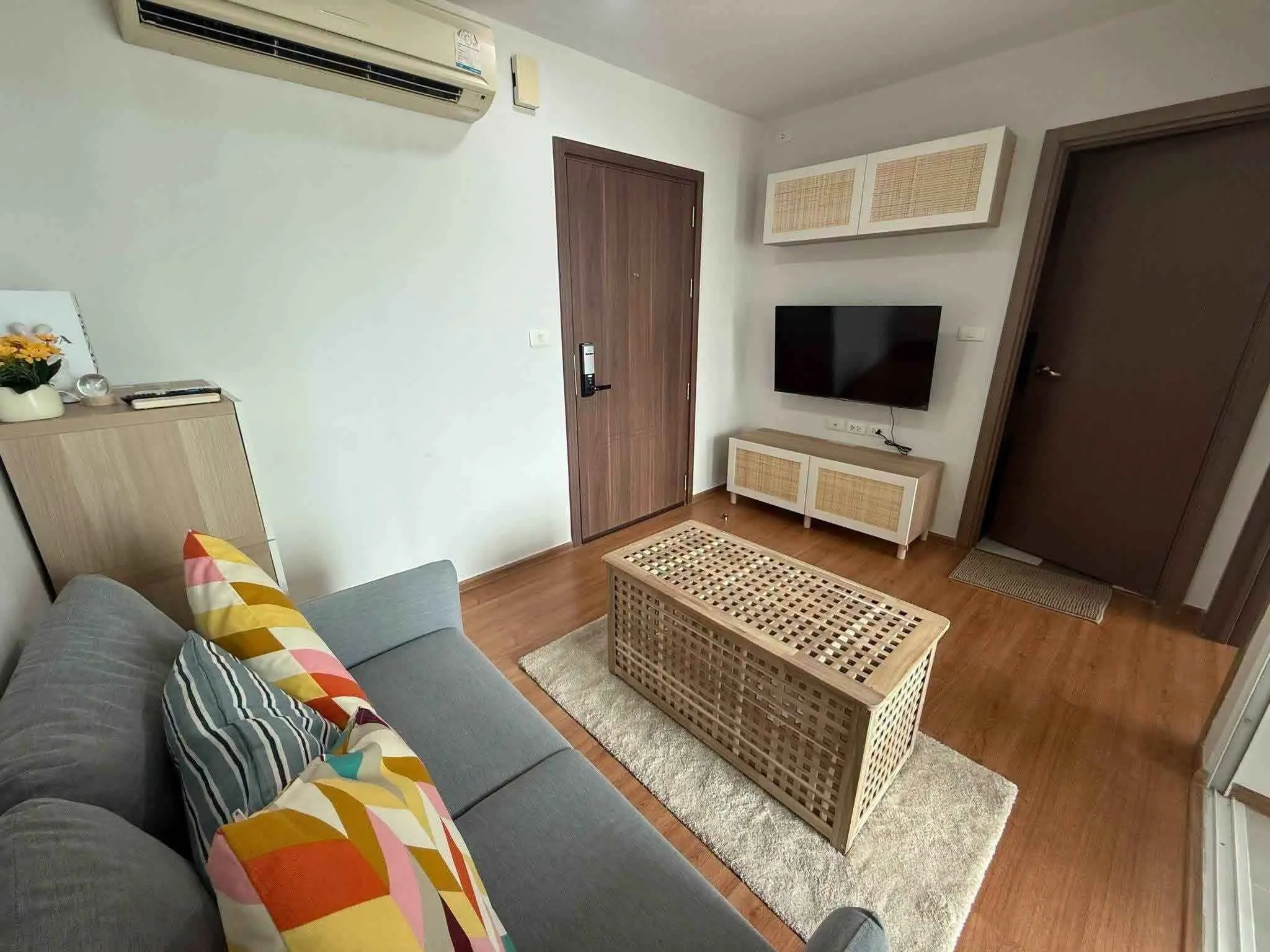 1 Bedroom condo in The Base Sukhumvit 77