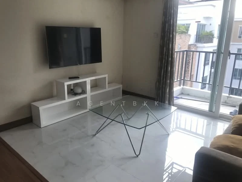 2 Bedroom condo in Ables Condo Ladprao 27