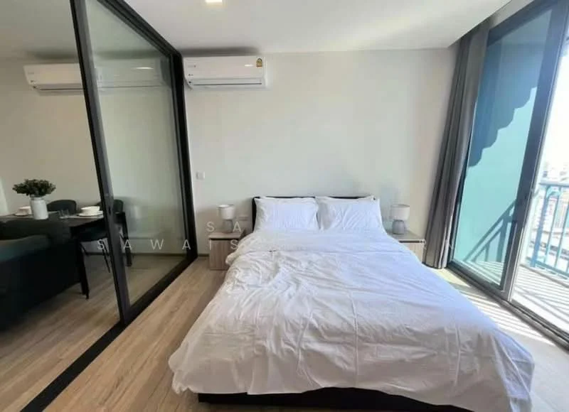 1 Bedroom condo in XT Phayathai