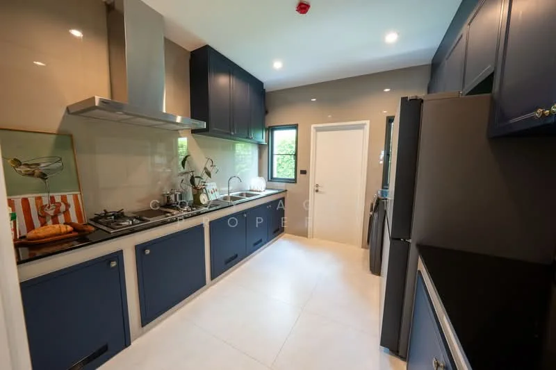 4 Bedroom condo in Setthasiri Bangna Km.10