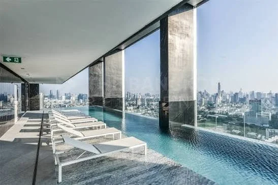 1 Bedroom condo in Noble Around Ari