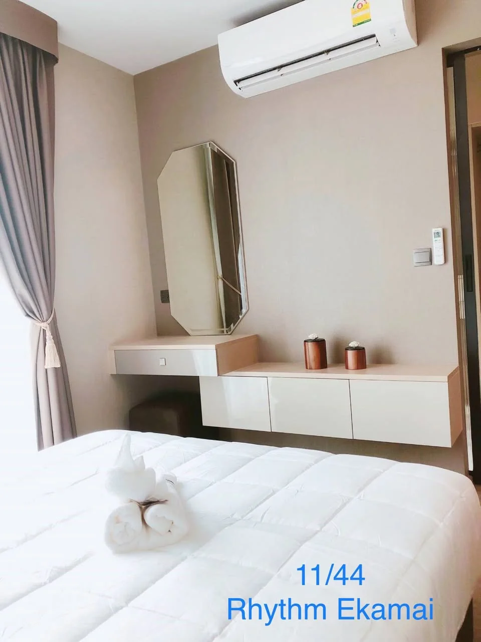 Studio condo in Rhythm Ekkamai