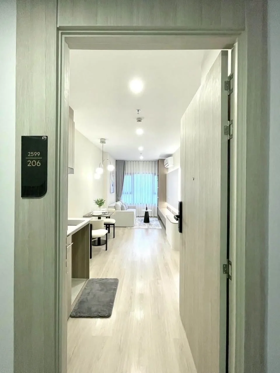 1 Bedroom condo in Life Rama 4-Asoke