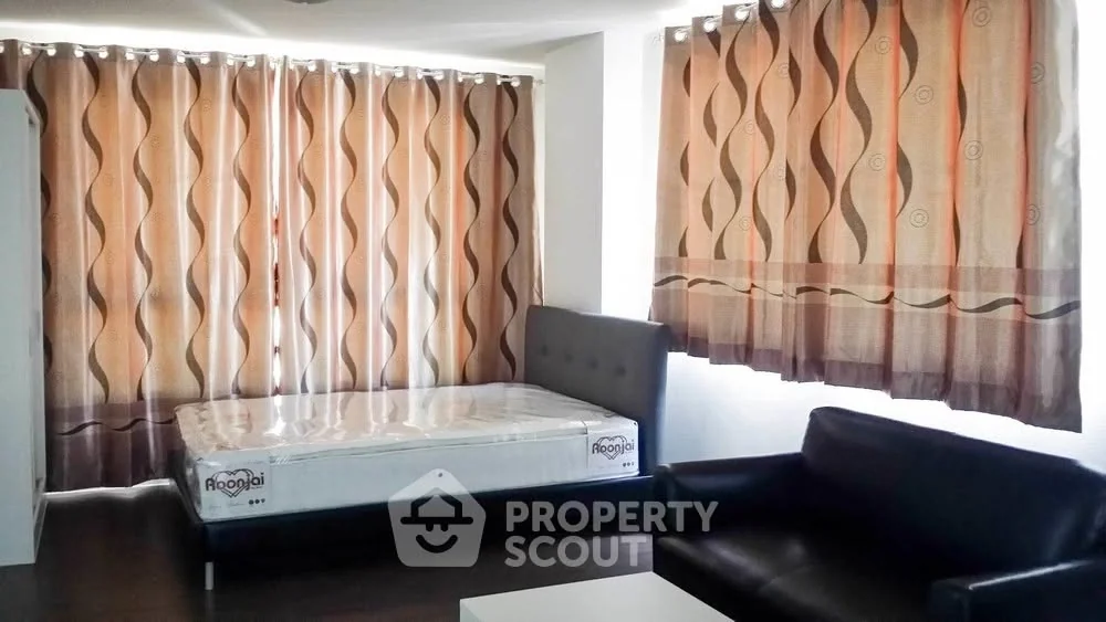 1 Bedroom condo in Dcondo Sathupradit 49