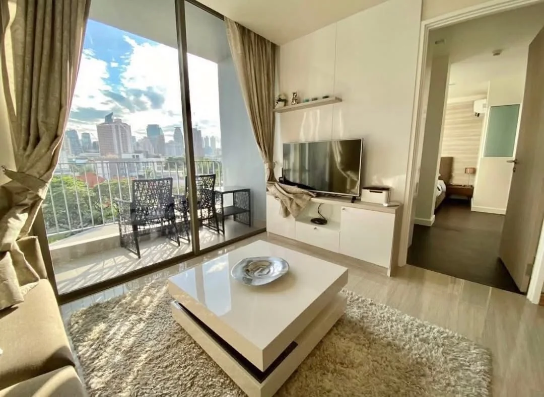1 Bedroom condo in Downtown Forty Nine