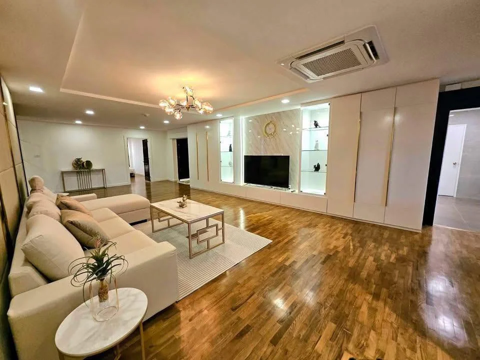 3 Bedroom condo in President Park Sukhumvit 24