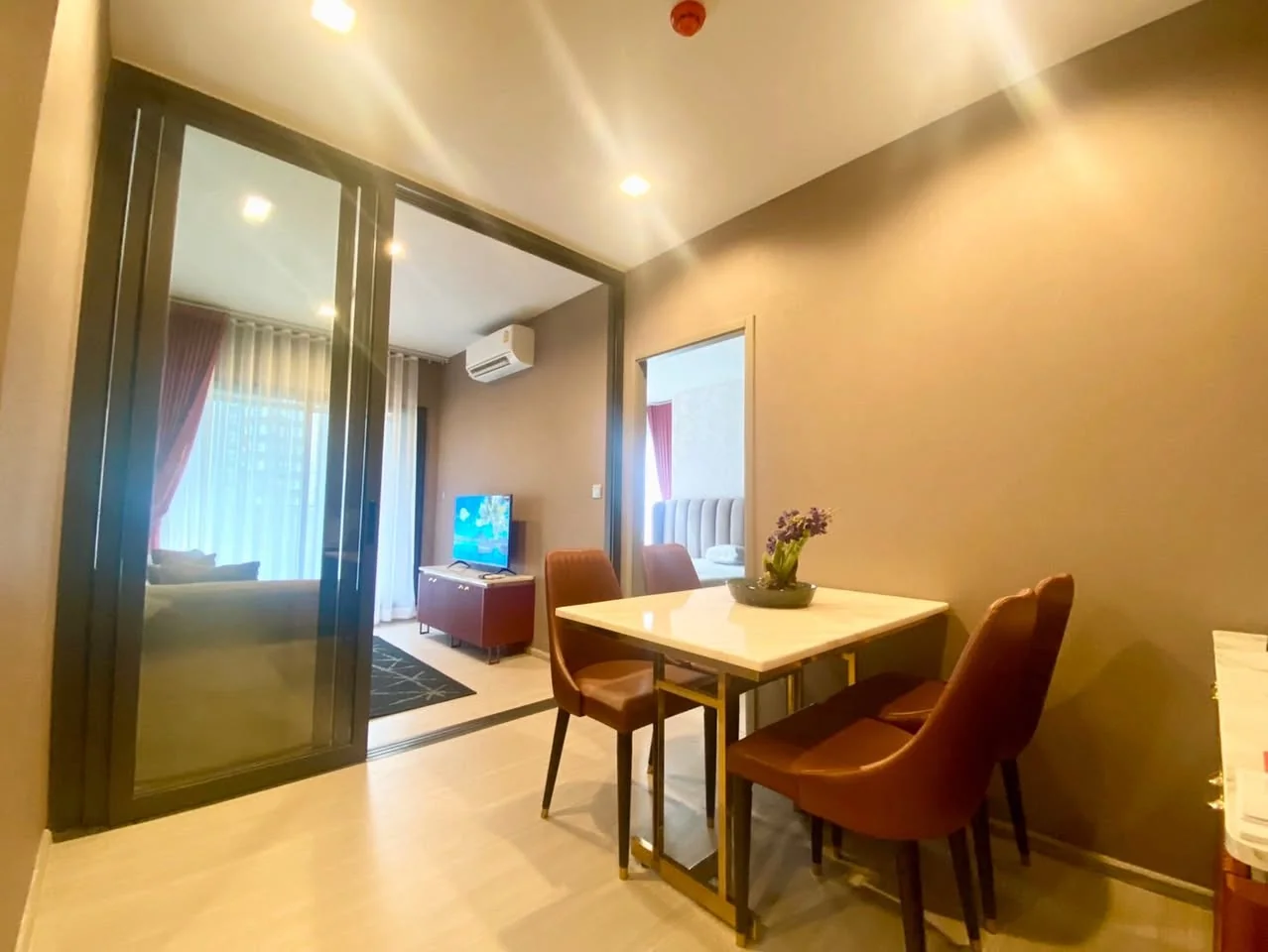 1 Bedroom condo in Life Asoke Hype