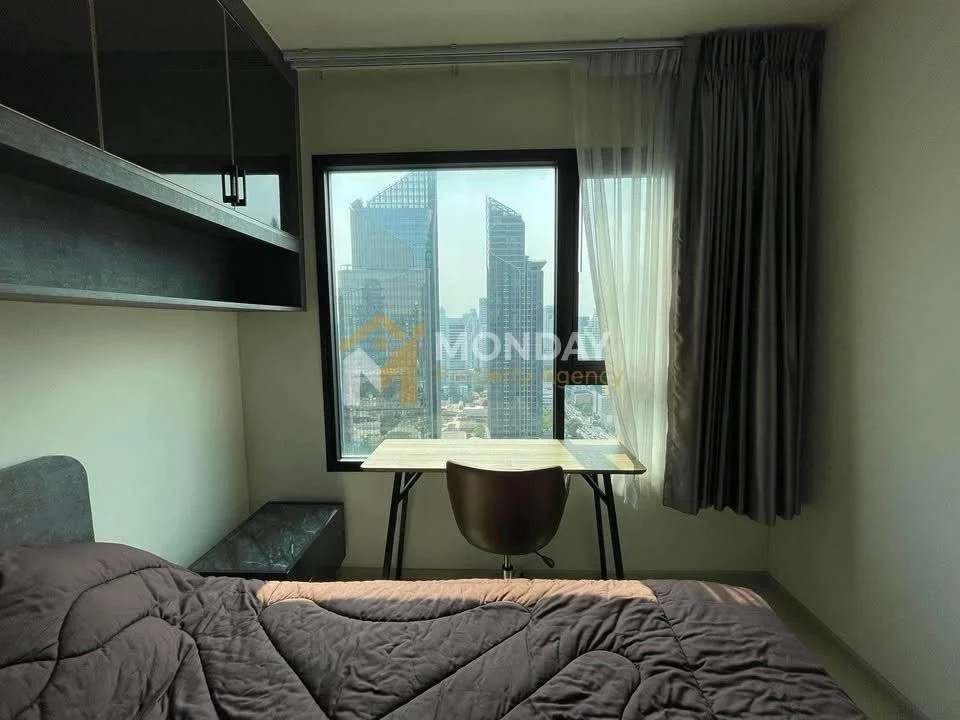 2 Bedroom condo in Life Asoke