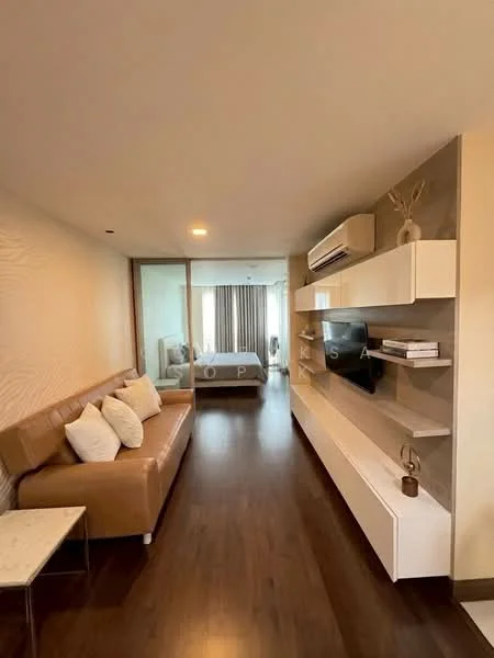1 Bedroom condo in LIV@5 Condominium