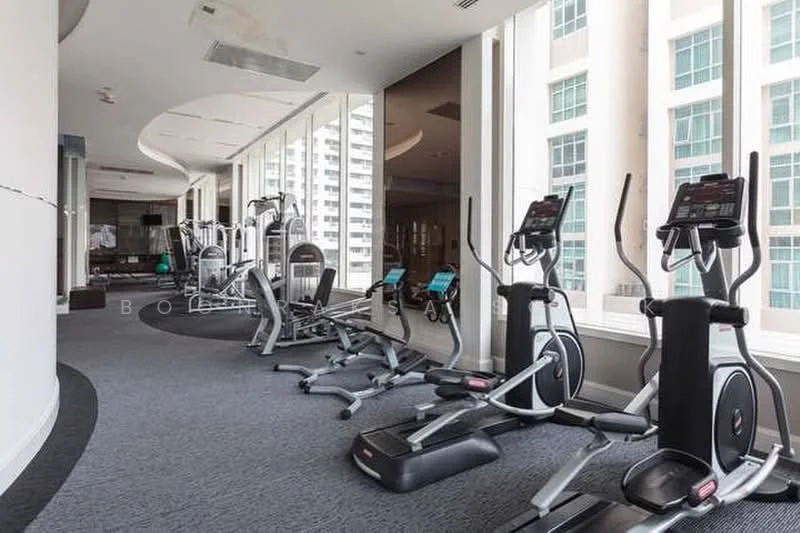 2 Bedroom condo in Q Langsuan